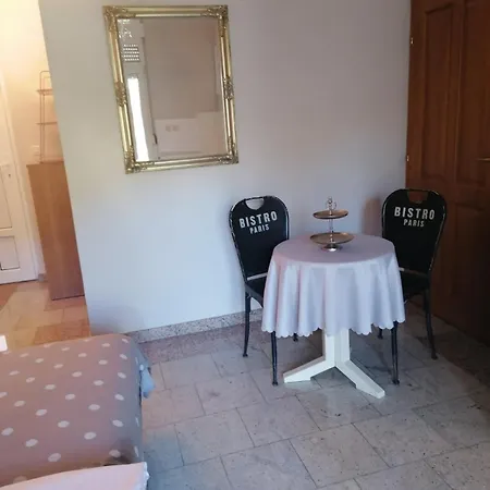 A&t Mostar